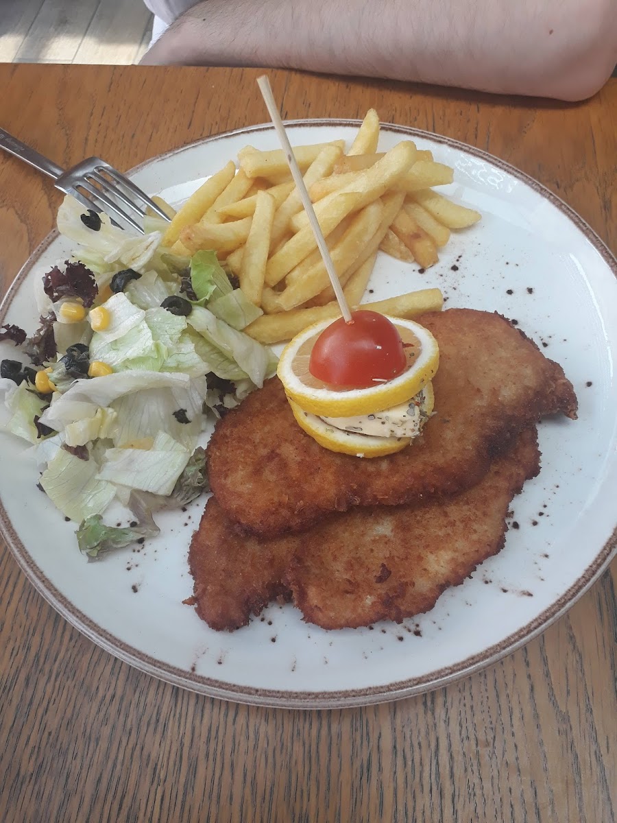 Özsüt Cafe - Beylikdüzü Migros-6