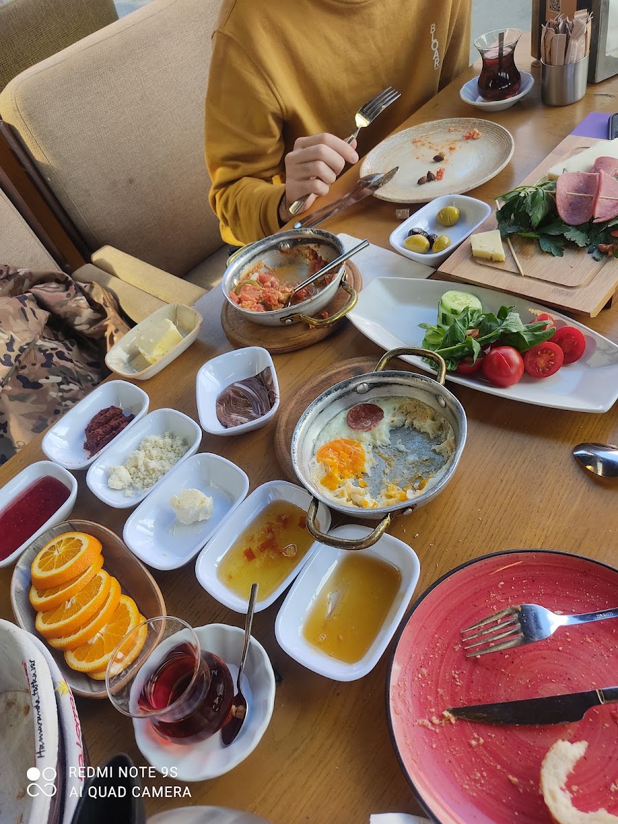 Özsüt Cafe - Beylikdüzü Migros-8